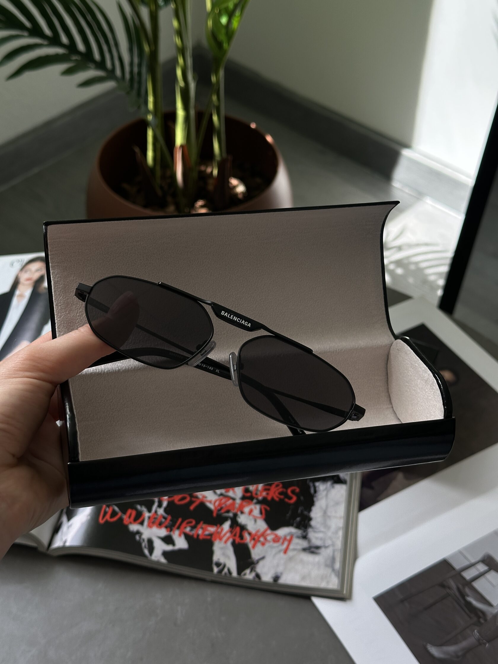 Balenciaga Black/Black BB0245S 001 - 4