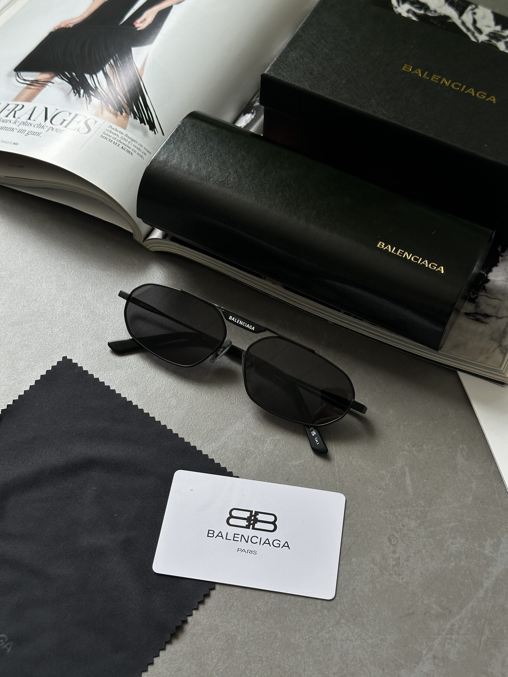 Balenciaga Black/Black BB0245S 001 - 5