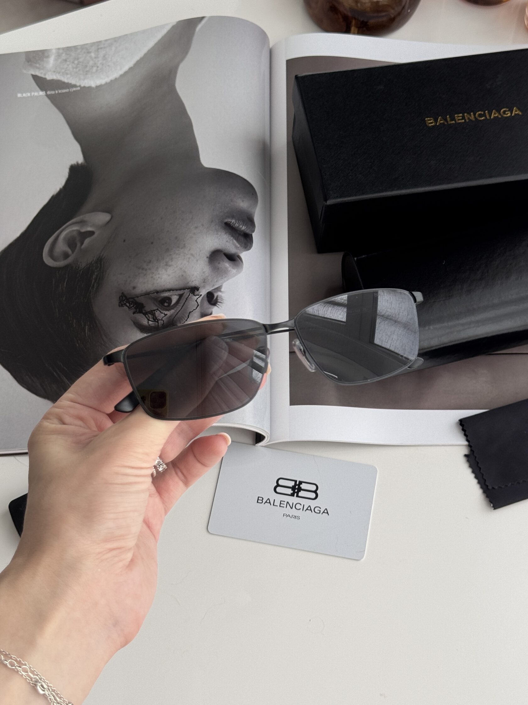 Balenciaga Black/Black BB0415O 001 XL - 5