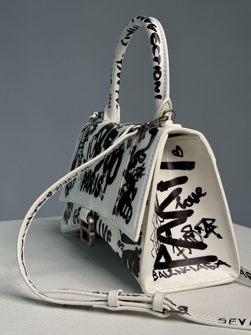 Balenciaga Hourglass Small Handbag Graffiti in White - 15