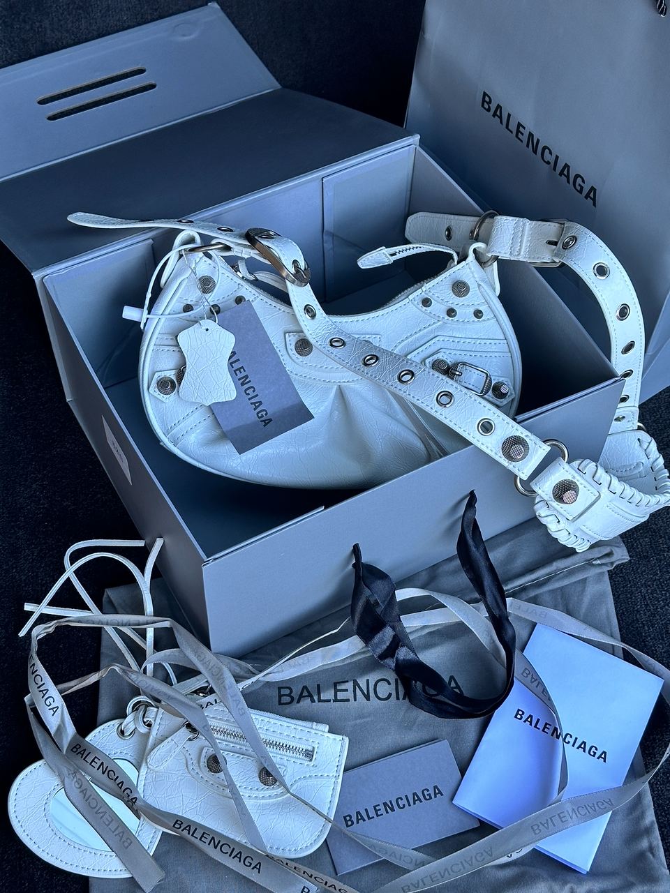 Balenciaga Le Cagole XS Shoulder Bag White - 2