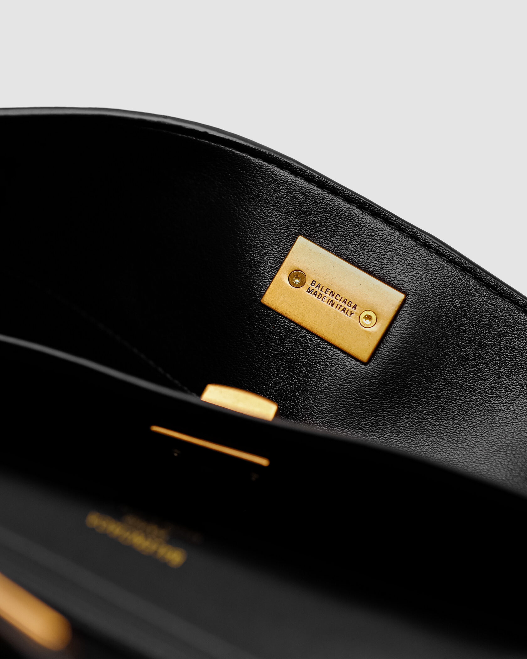 Balenciaga Rodeo Black/Gold - 8