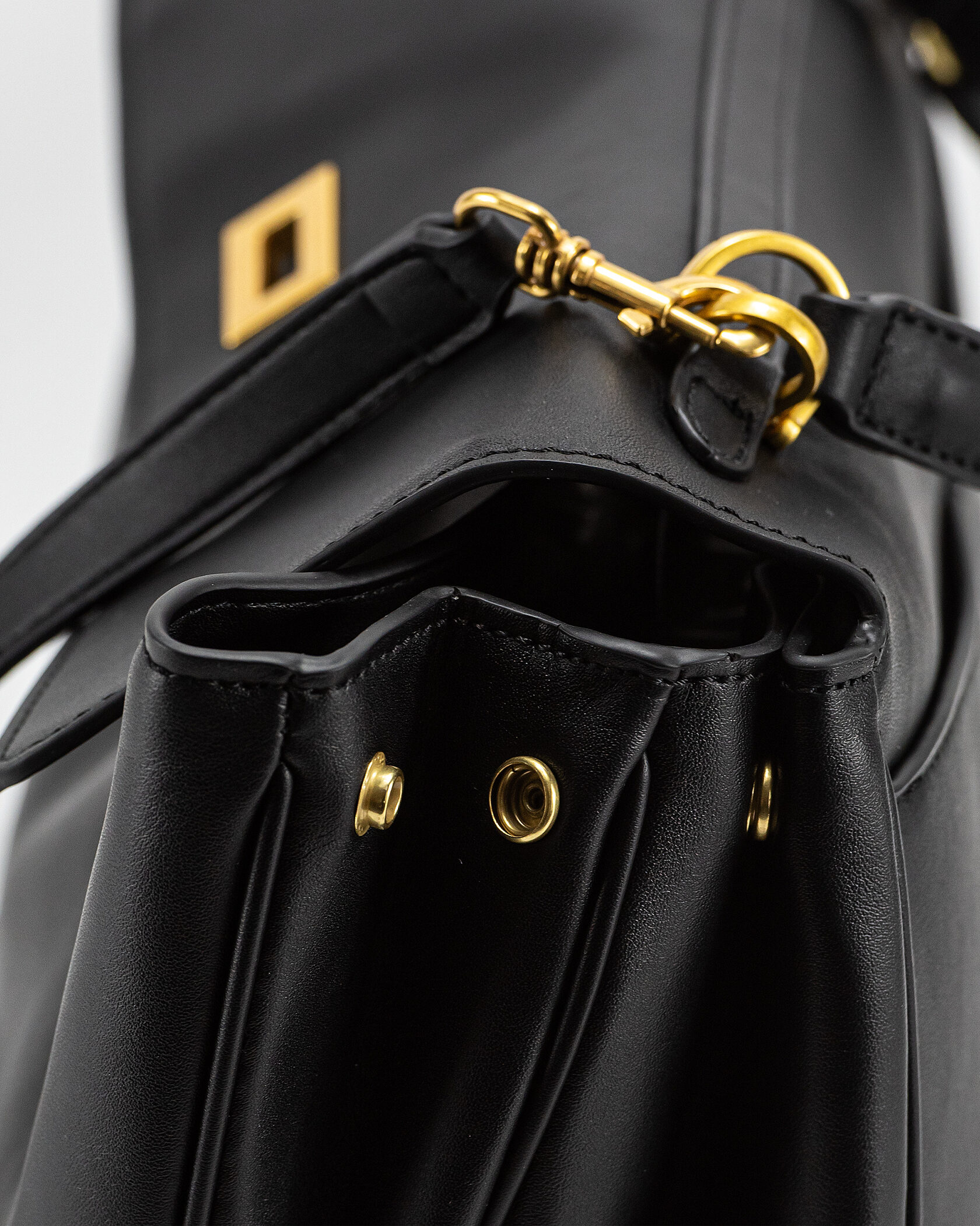 Balenciaga Rodeo Large Black/Gold - 12