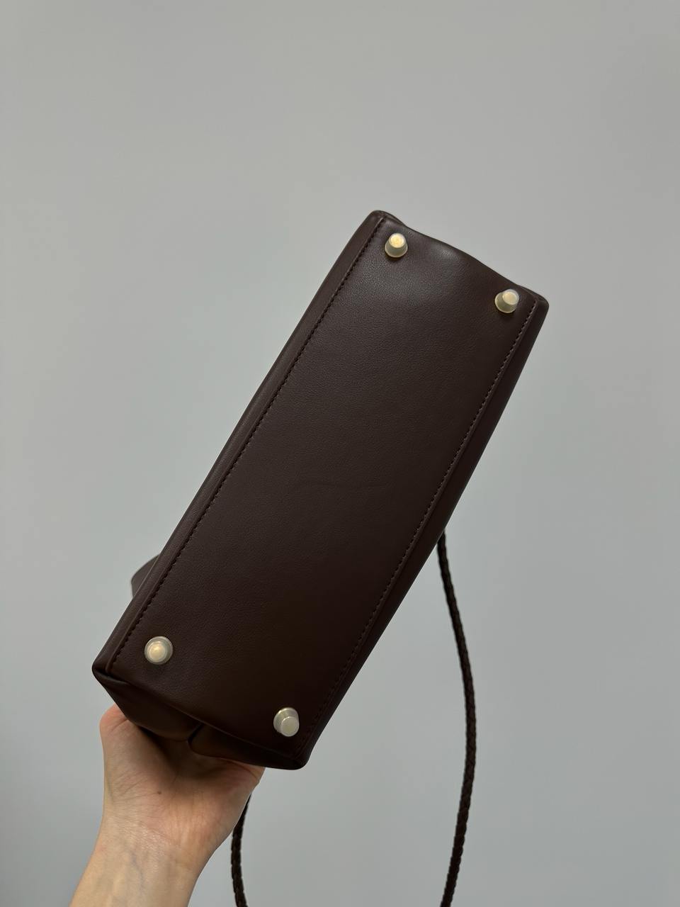 Bottega Veneta Andiamo Medium Leather Tote Bag in Brown - 10