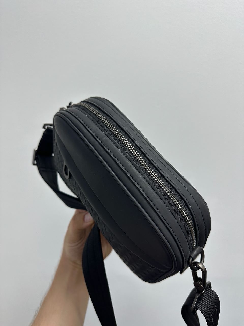 Bottega Veneta Black Leather Bag - 11