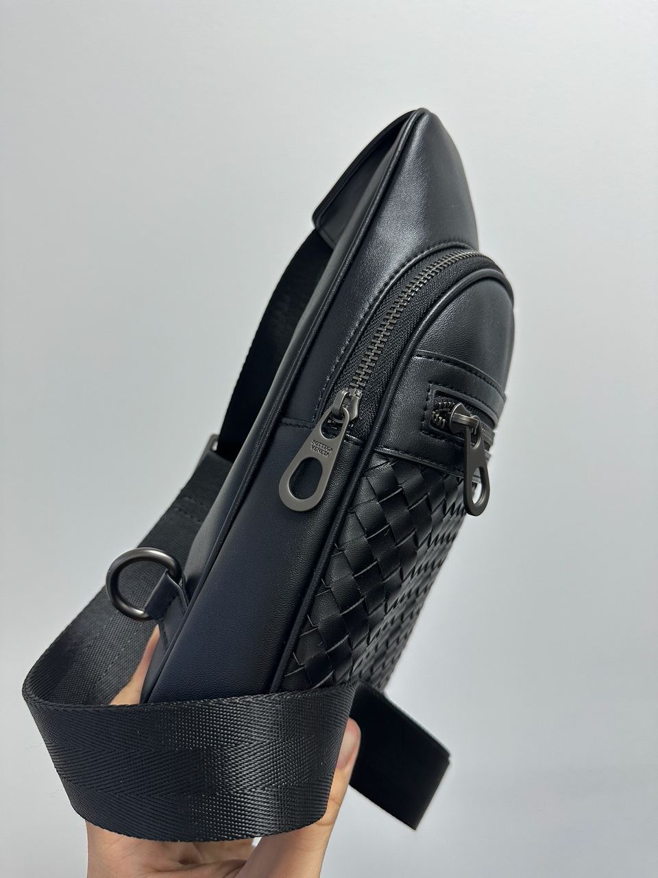 Bottega Veneta Black Leather Bag - 6