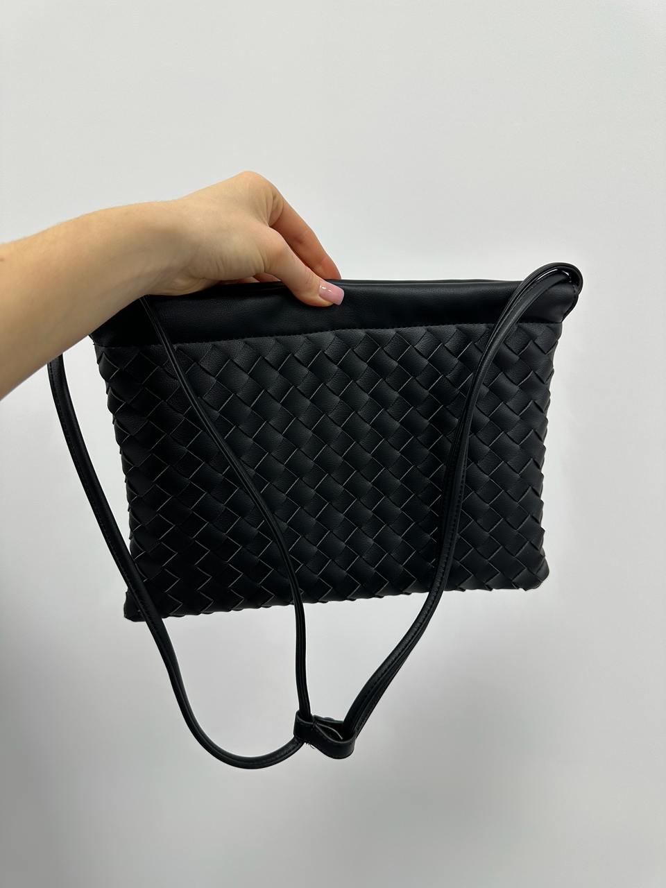 Bottega Veneta Vintage Leather Intrecciato Crossbody Bag Black - 4