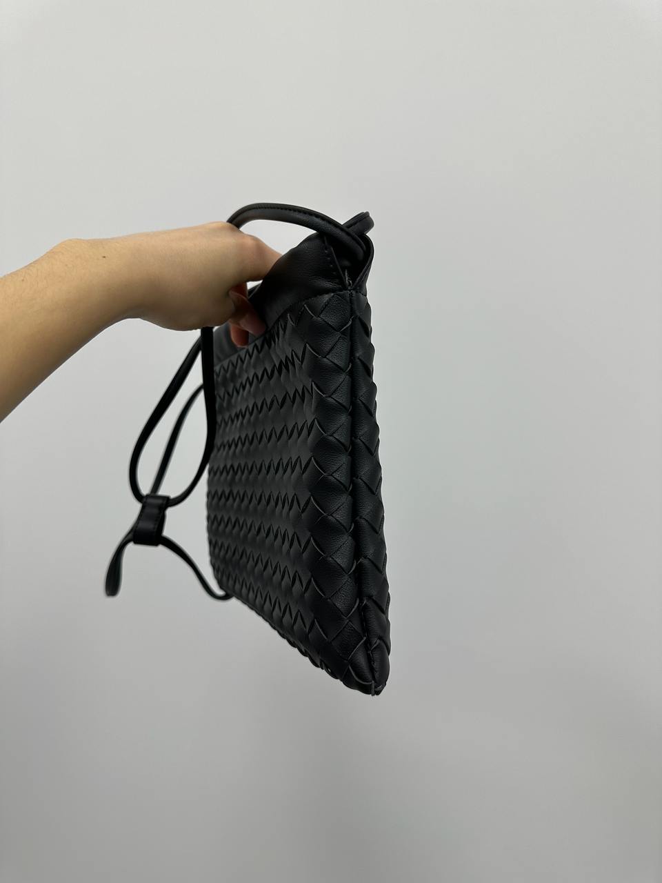 Bottega Veneta Vintage Leather Intrecciato Crossbody Bag Black - 5