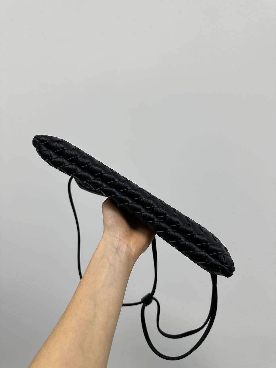 Bottega Veneta Vintage Leather Intrecciato Crossbody Bag Black - 6