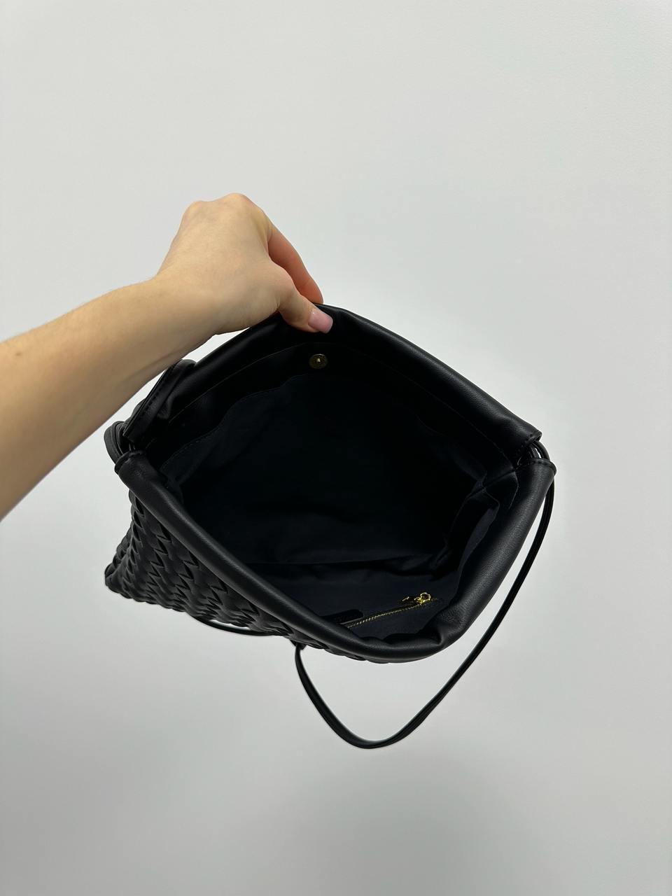 Bottega Veneta Vintage Leather Intrecciato Crossbody Bag Black - 7