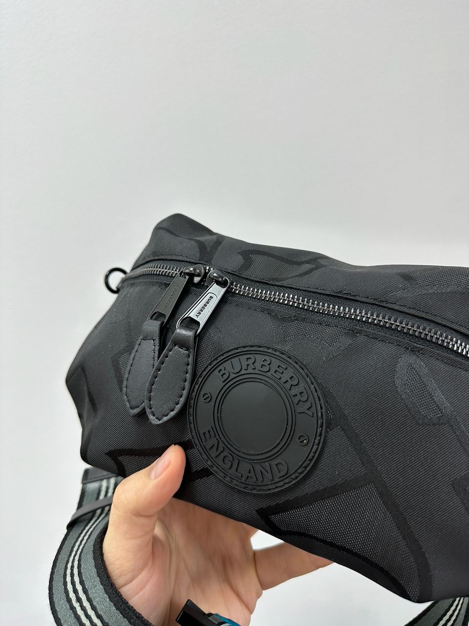 Burberry Black Quilted Fabric Medium Sonny Belt Bag - 9