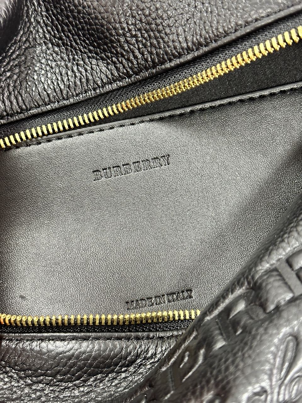 Burberry Bum Bag Embossing Leather - 15