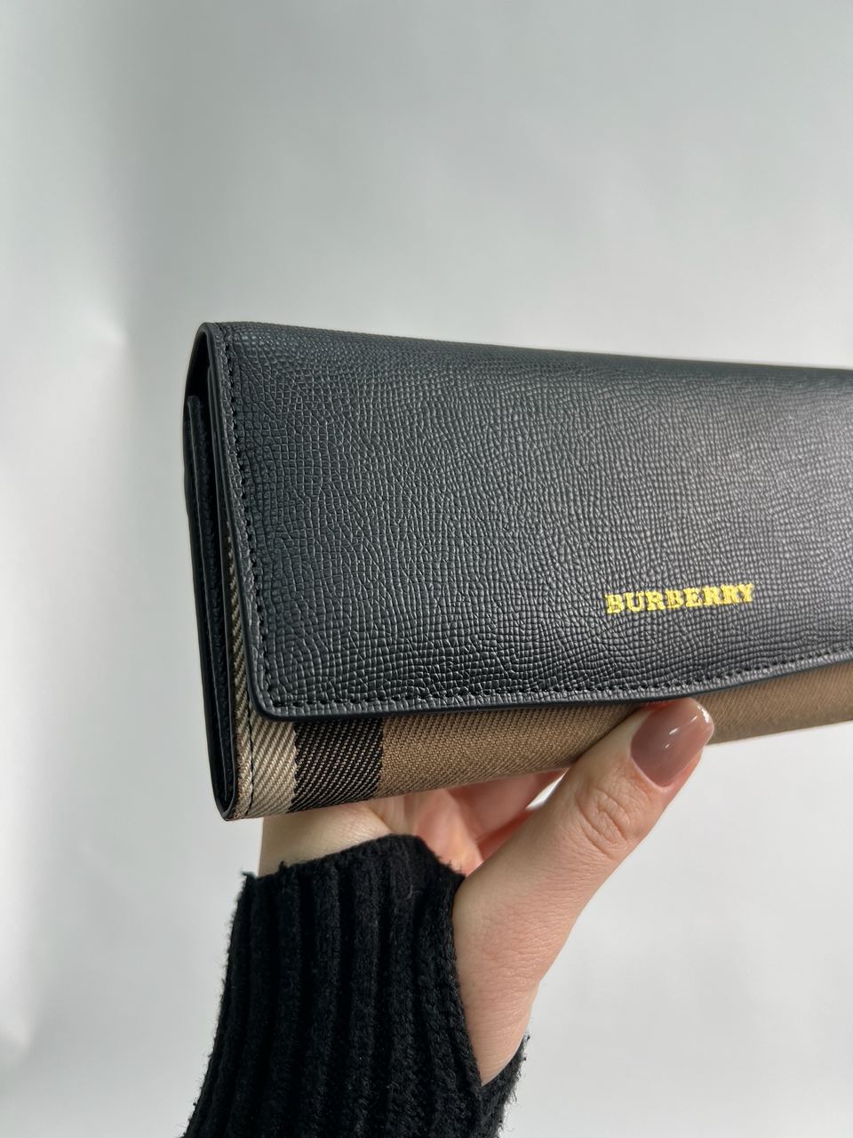 Burberry Credit Card Wallet Brown/Black - 9