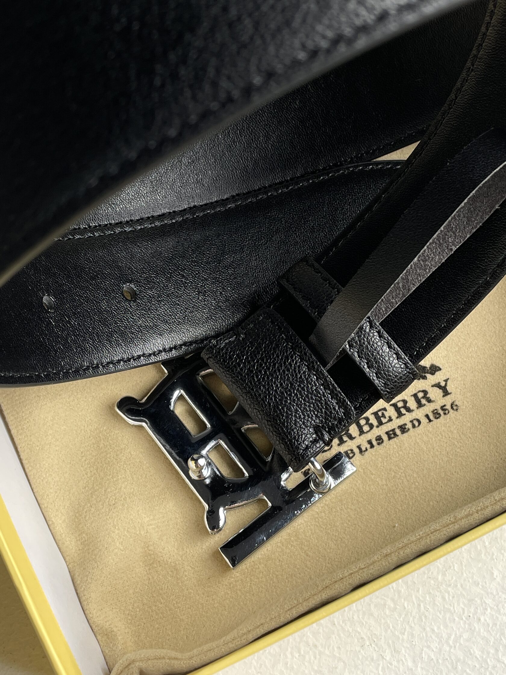 Burberry Leather TB Belt Black/Tan/Silver - 9