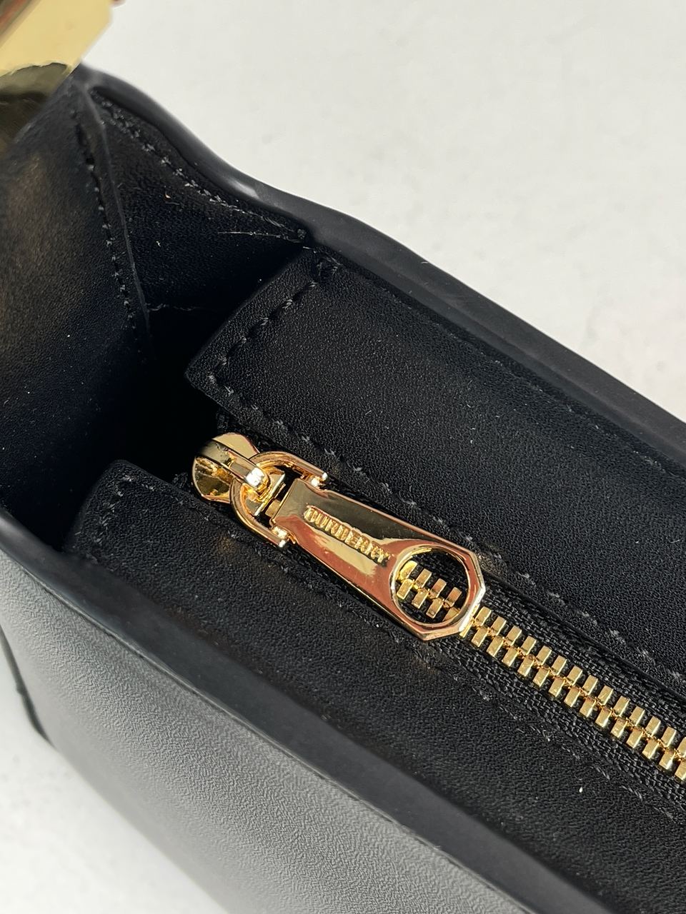 Burberry Leather TB Shoulder Bag "Black" - 23