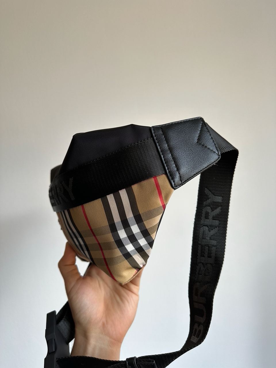 Burberry Men's Sonny Archive Beige Belt Bag - 16