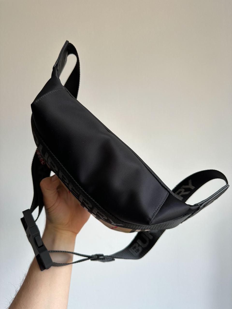 Burberry Men's Sonny Archive Beige Belt Bag - 18