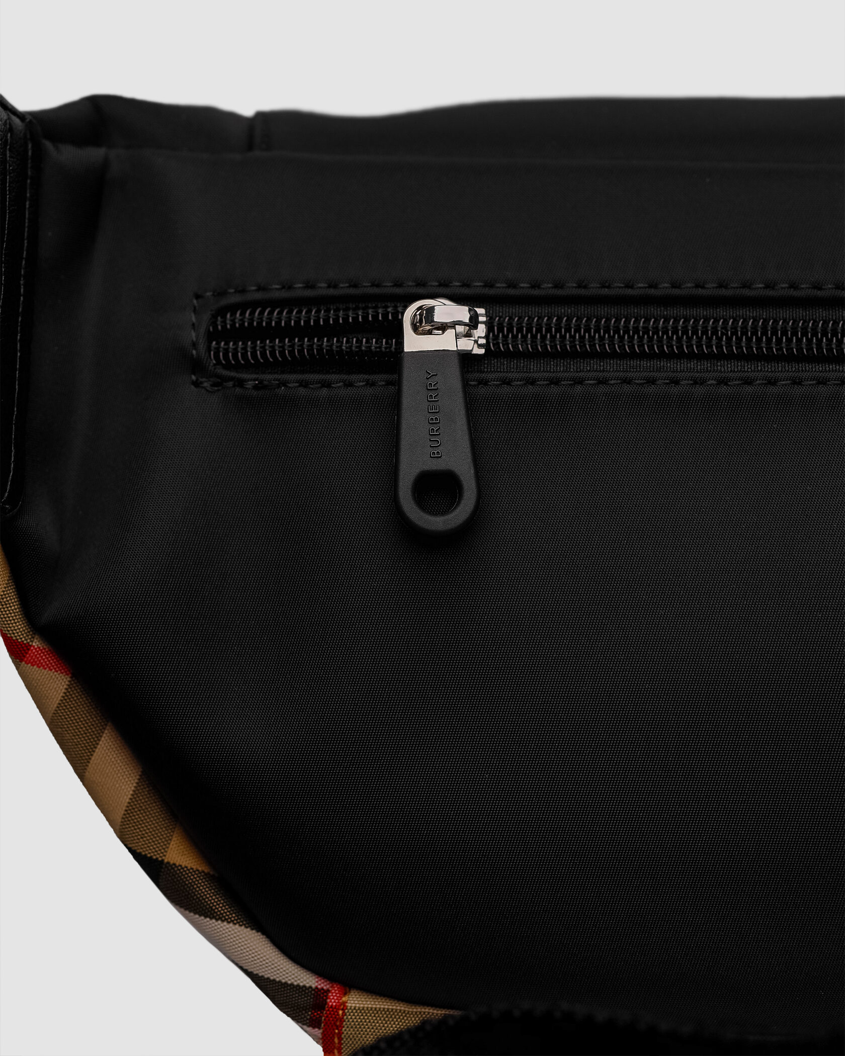 Burberry Men's Sonny Archive Beige Belt Bag - 21