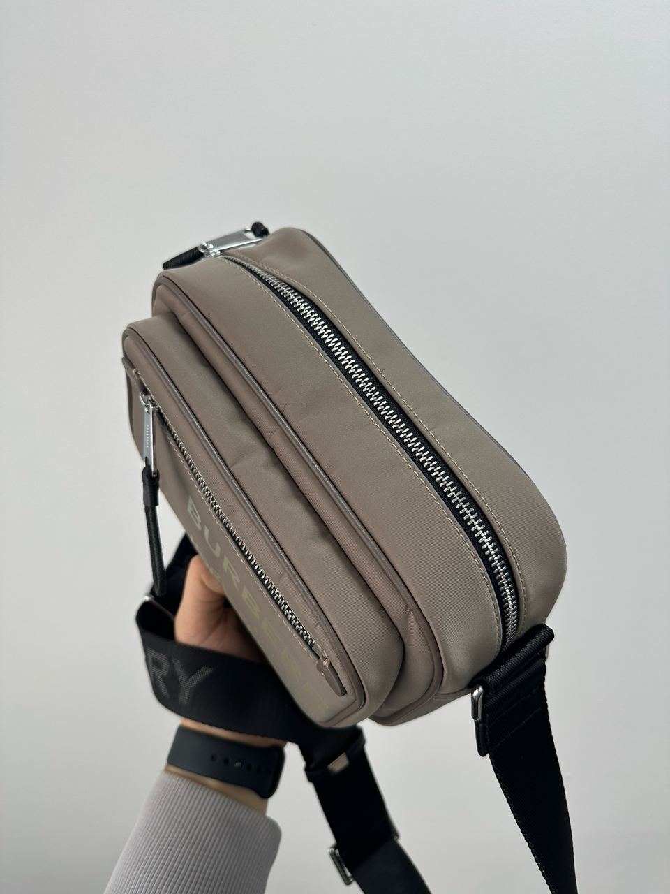 Burberry Paddy Bag in Beige - 10