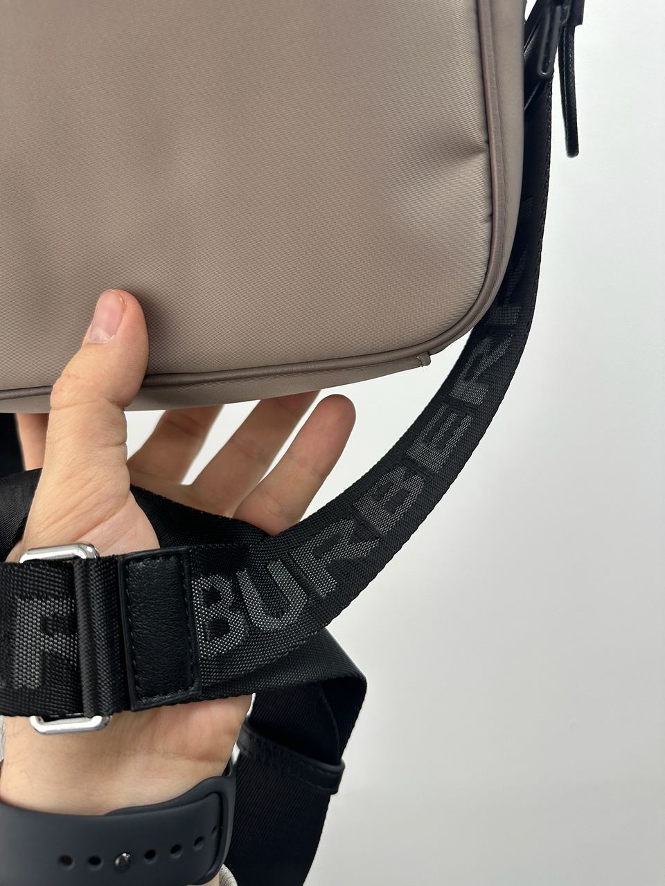 Burberry Paddy Bag in Beige - 11