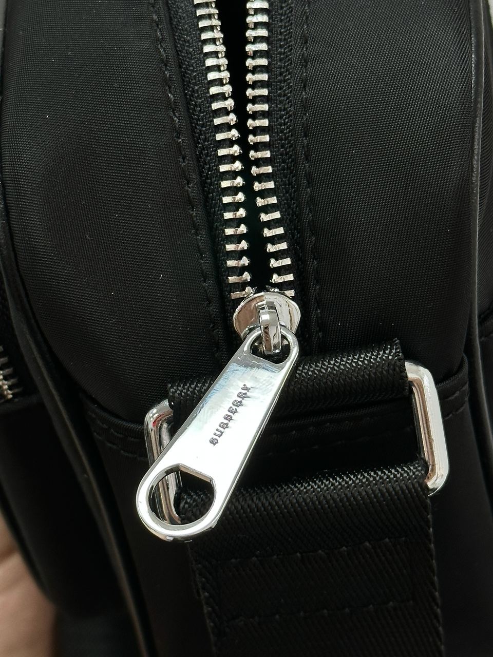 Burberry Paddy Bag in Black - 16