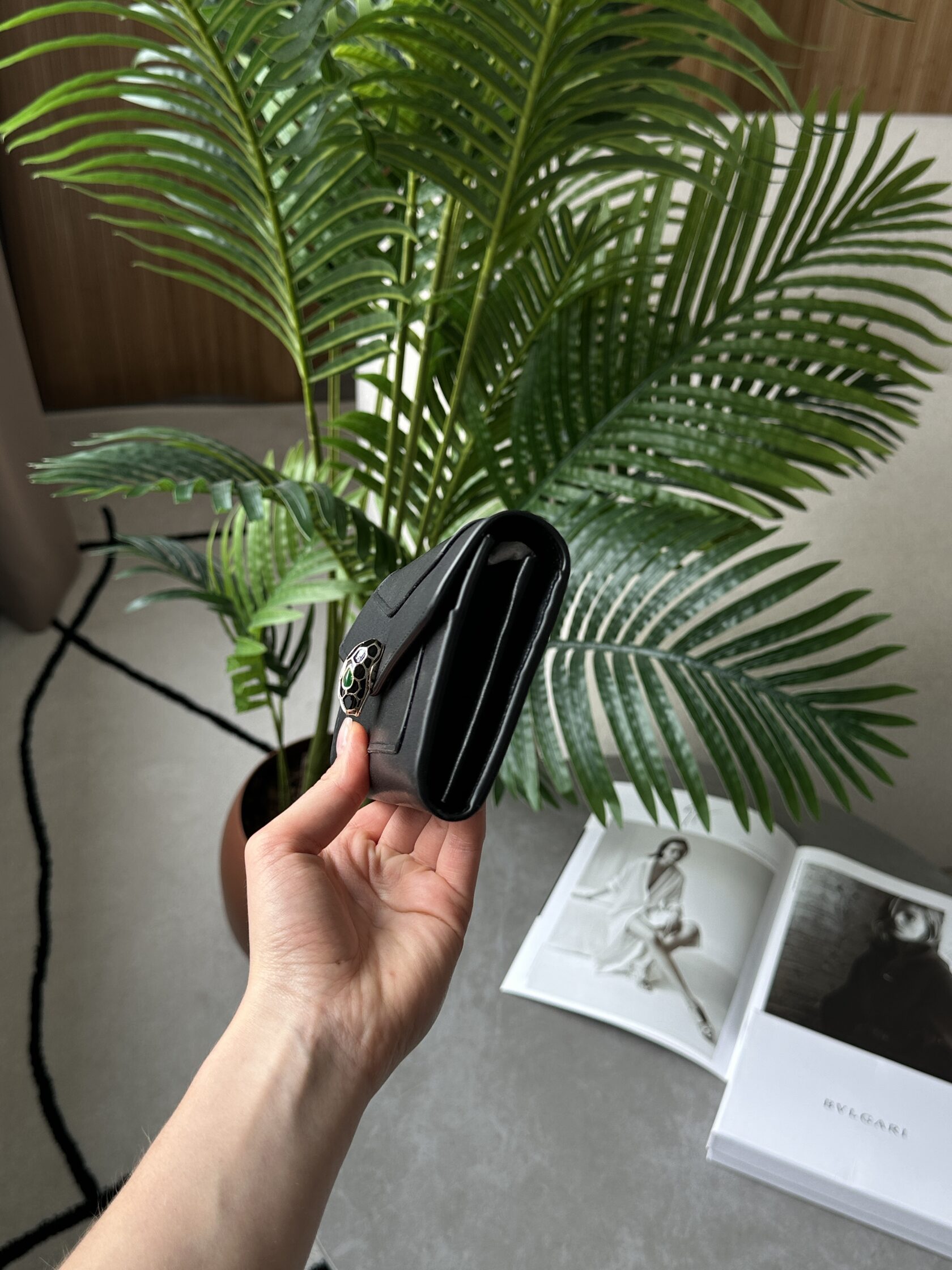 Bvlgari Serpenti Forever Large Wallet Black - 11