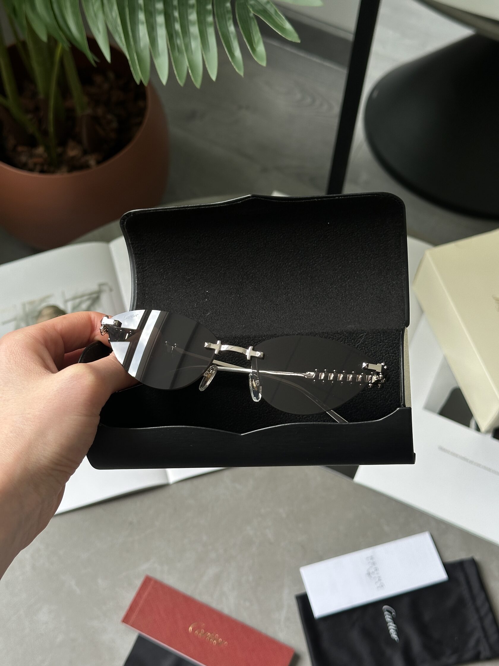 Cartier Clash Black/Silver CT0543S 001L cat.2 - 4