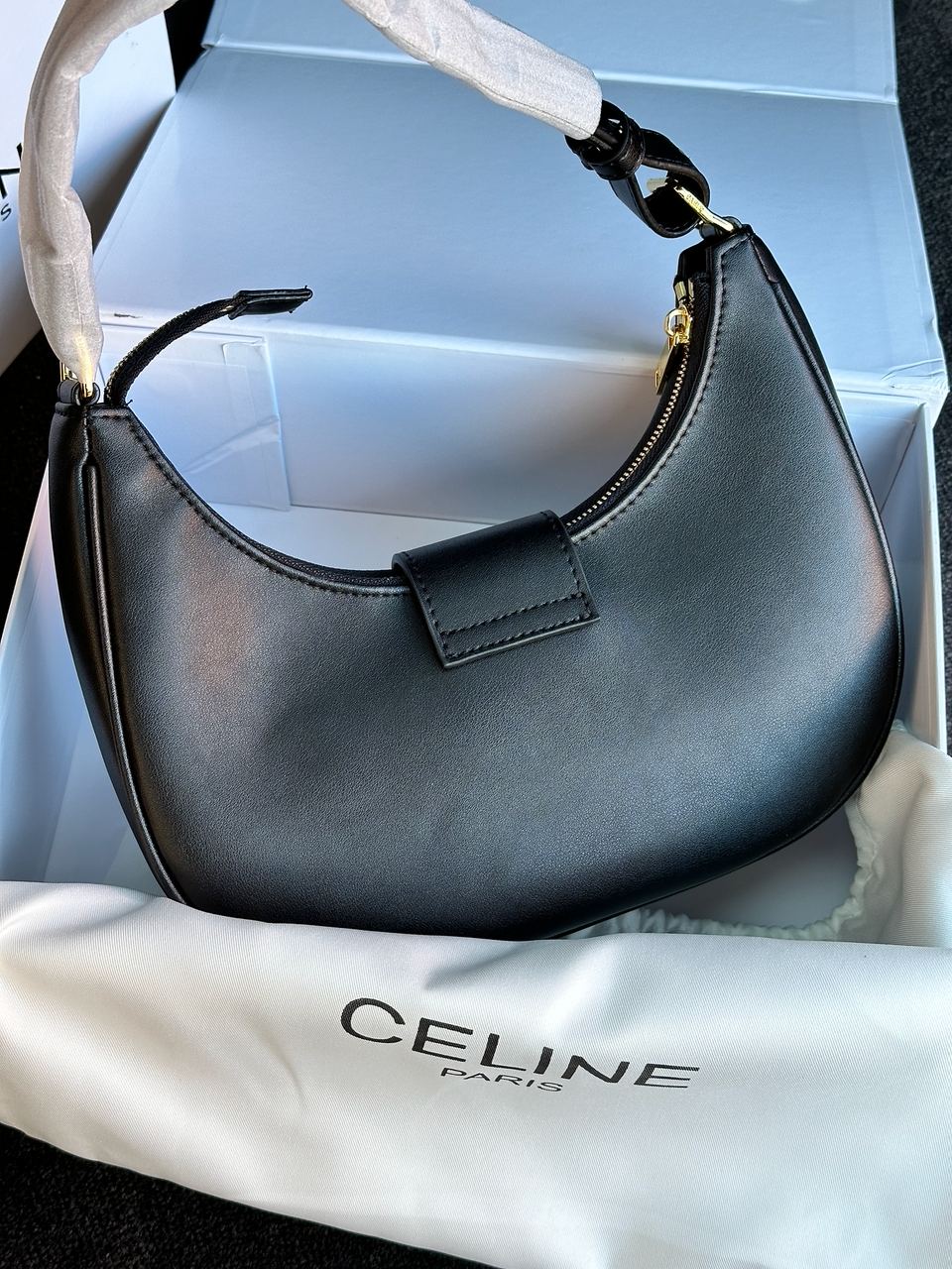 Celine Ava Triomphe Soft Bag in Smooth Calfskin Black - 10