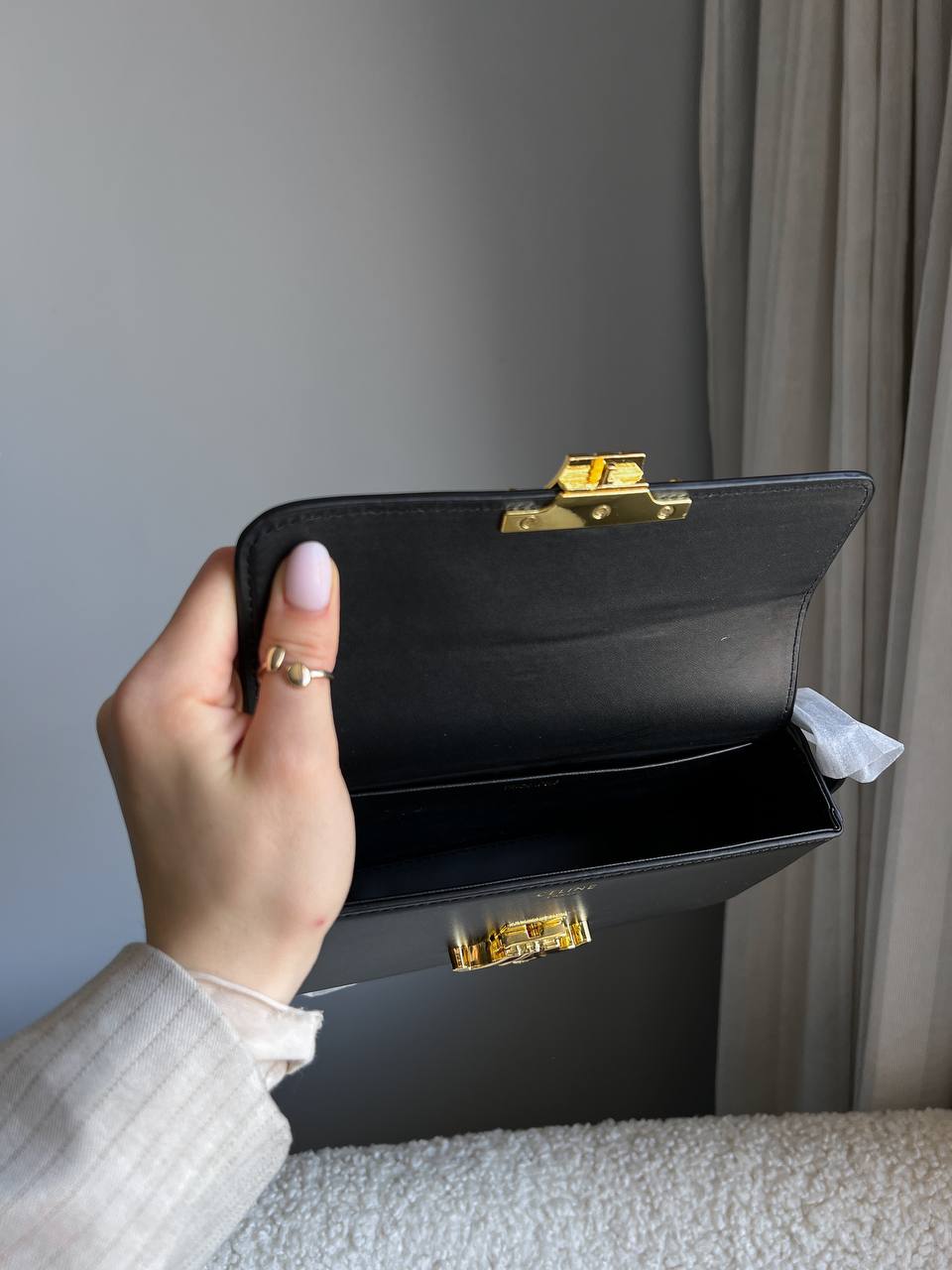 Celine Classique Triomphe Bag In Shiny Calfskin Leather - 12