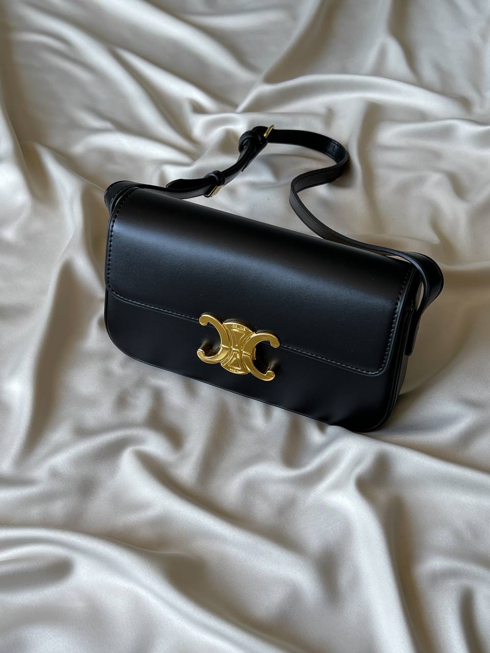 Celine Classique Triomphe Bag In Shiny Calfskin Leather - 8