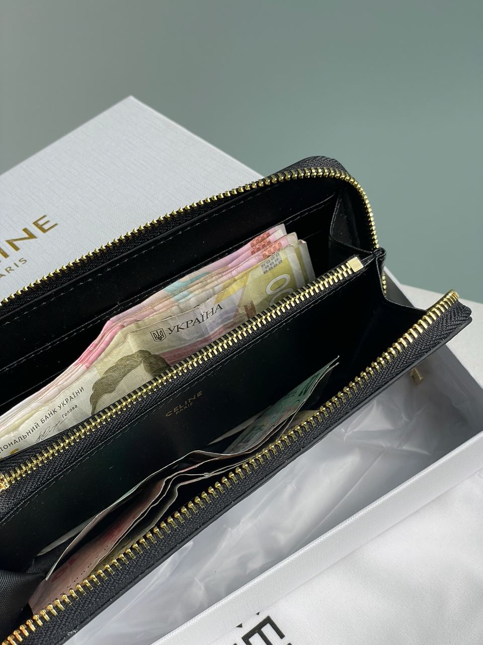 Celine Large Zipped Wallet Cuir Triomphe in Smooth Calfskin Black - 14