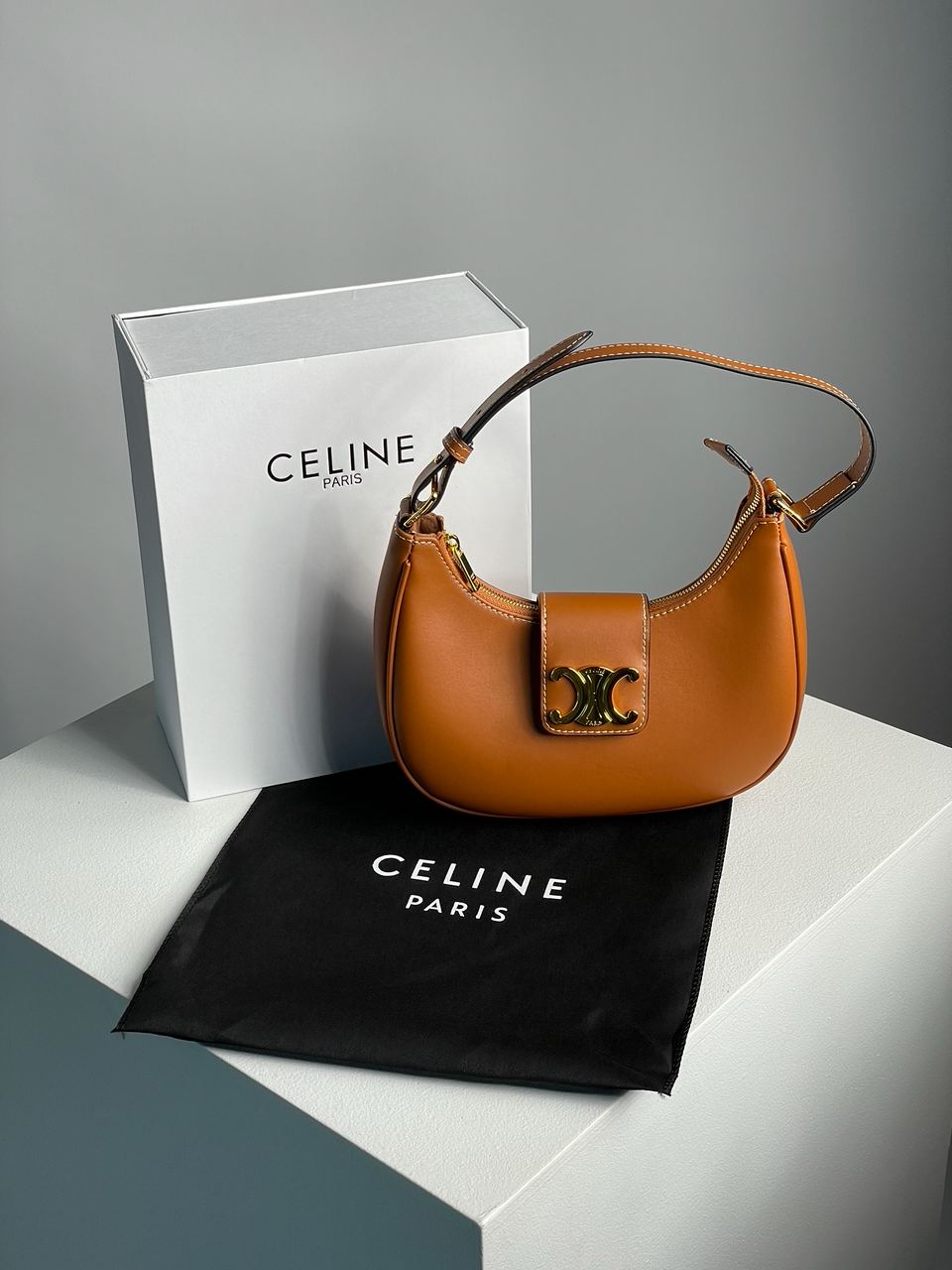 Celine Medium Ava Triomphe Bag in Smooth Calfskin Tan - 3