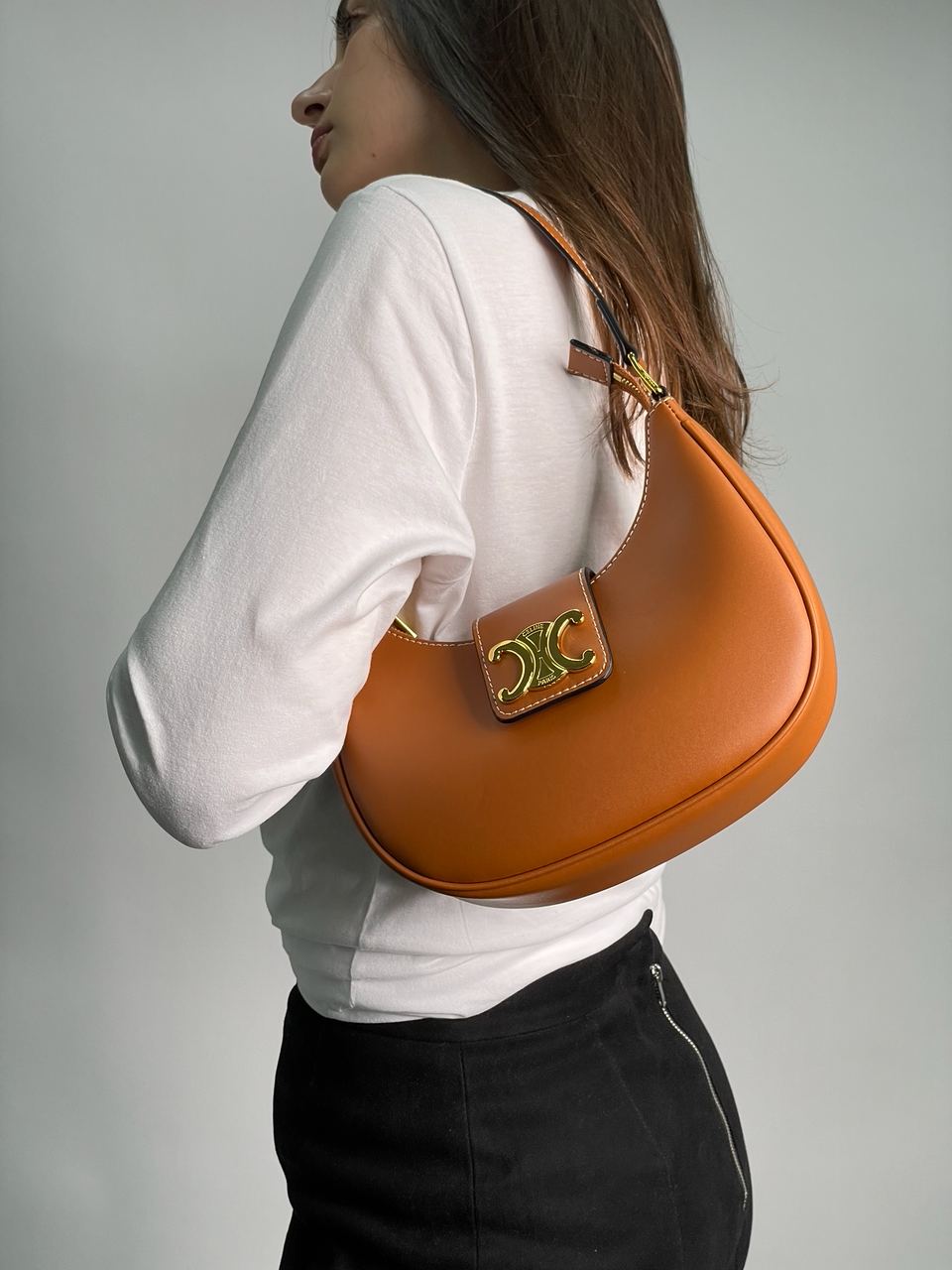 Celine Medium Ava Triomphe Bag in Smooth Calfskin Tan - 6