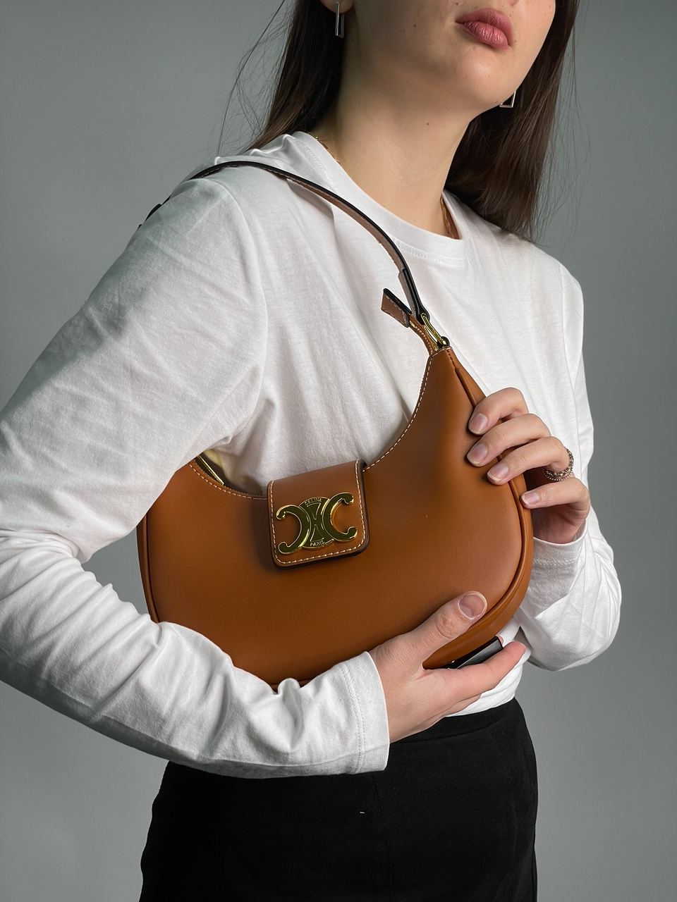 Celine Medium Ava Triomphe Bag in Smooth Calfskin Tan - 7