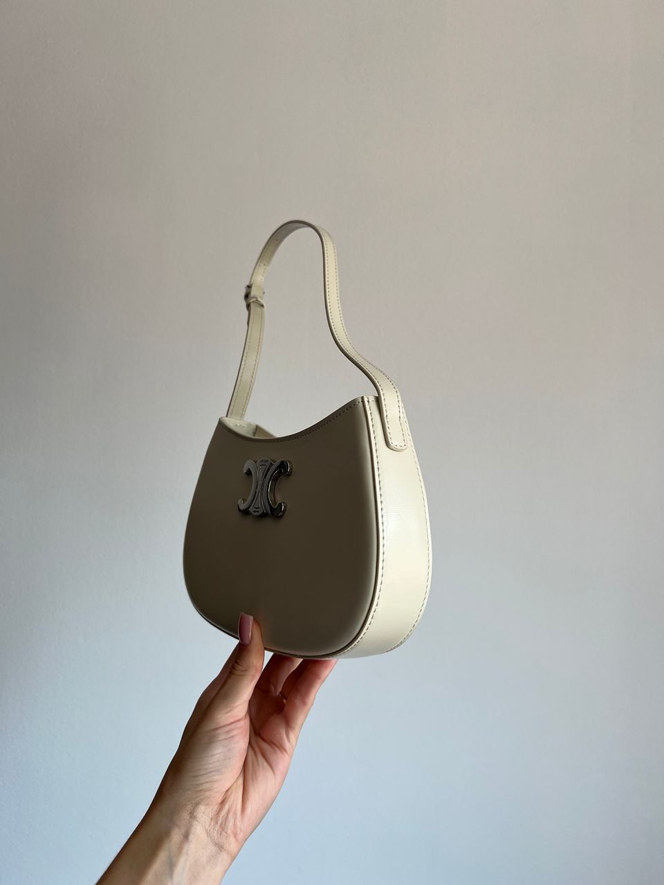 Celine Medium Tilly Bag in Shiny Calfskin Cream - 3