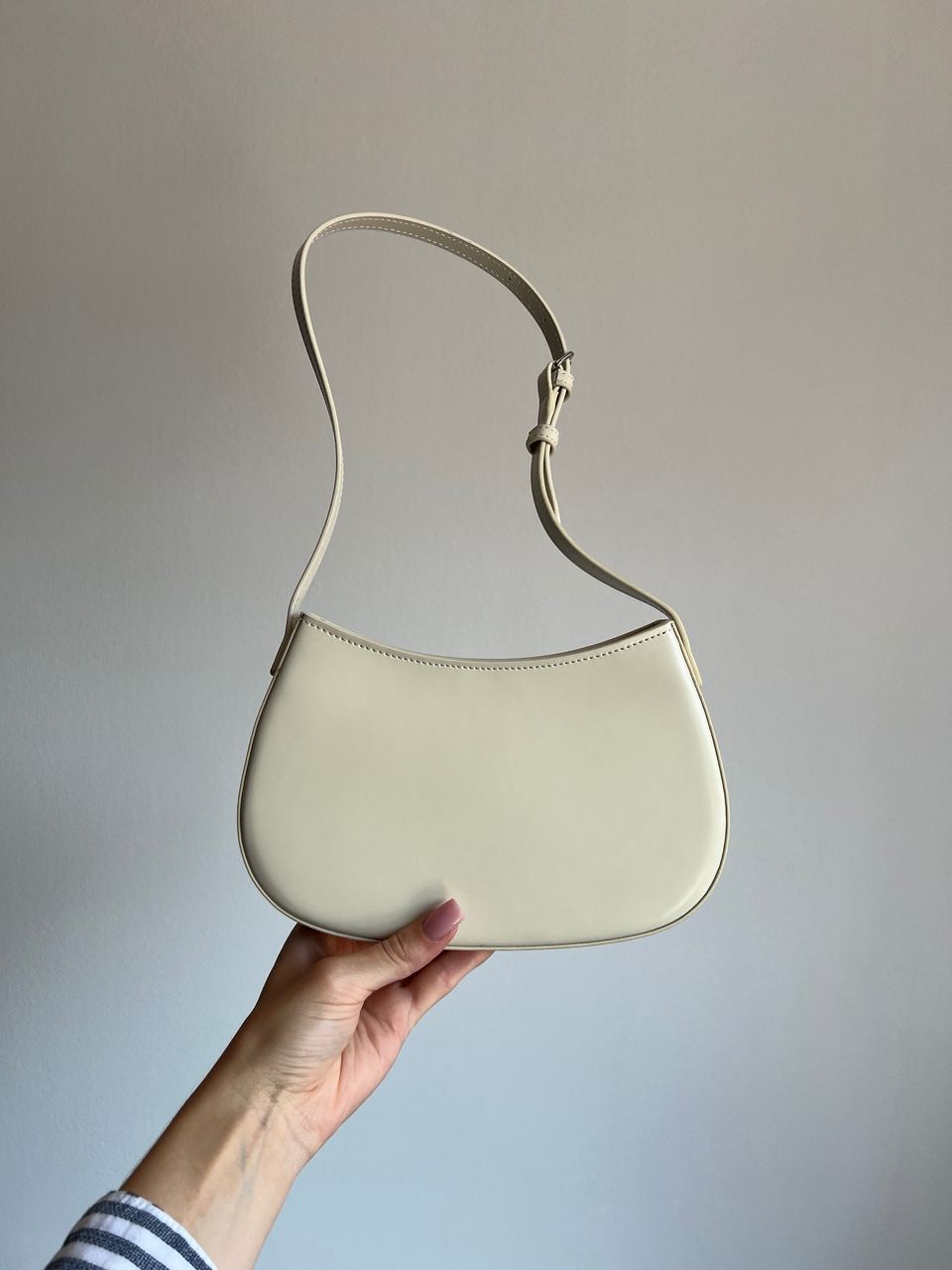 Celine Medium Tilly Bag in Shiny Calfskin Cream - 5