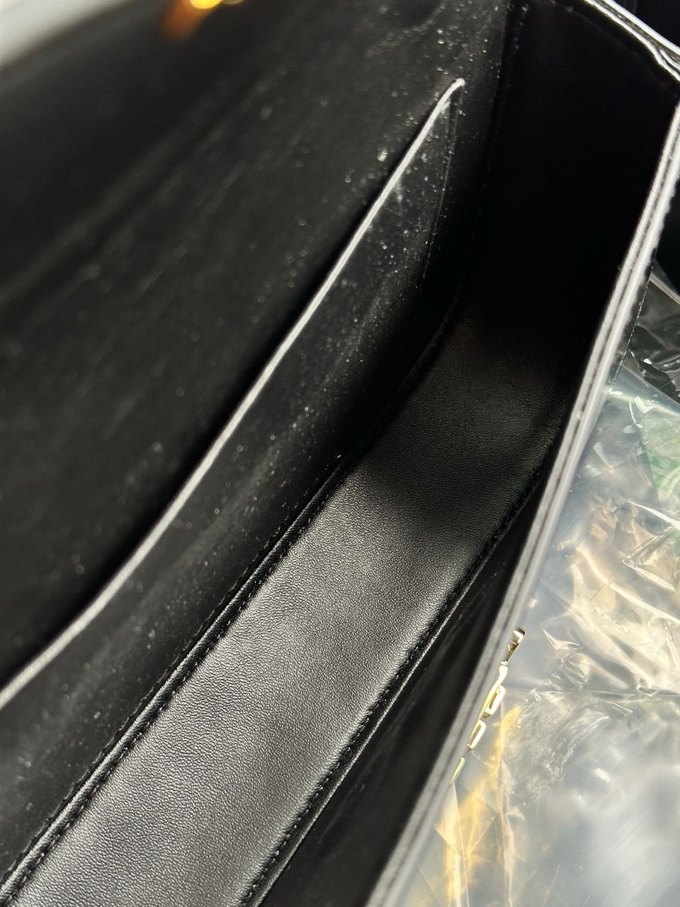 Celine Shoulder Bag Claude In Shiny Calfskin Black - 26