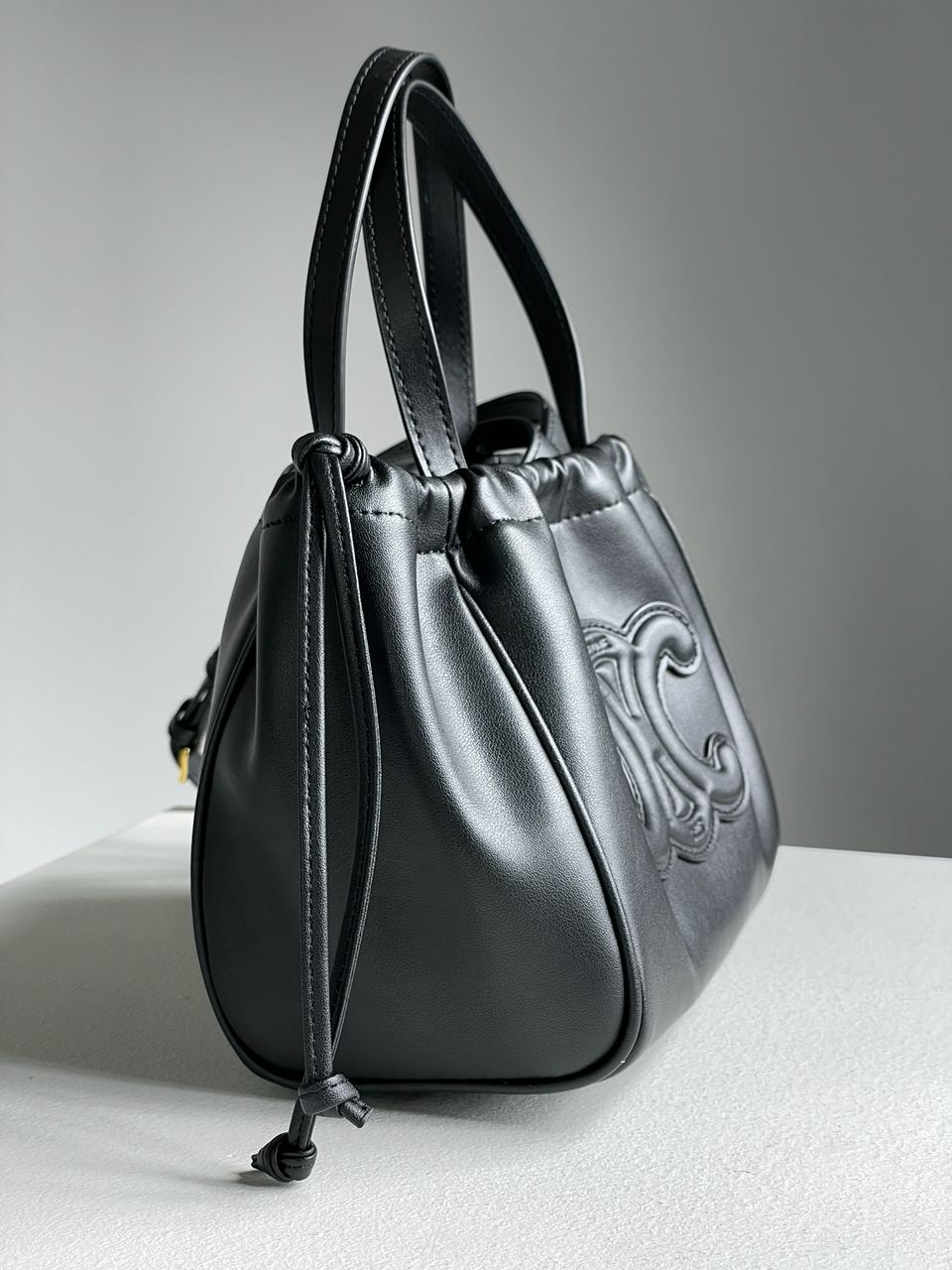 Celine Small Cabas Drawstring Cuir Triomphe In Smooth Calfskin Tan Black - 13