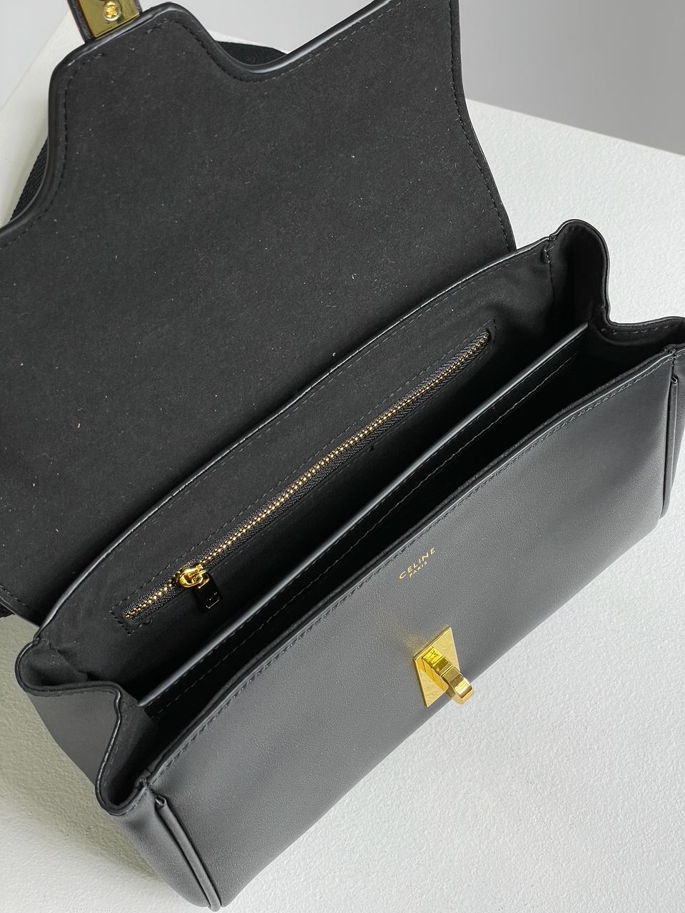 Celine Teen Soft 16 In Smooth Calfskin Tan Black - 26