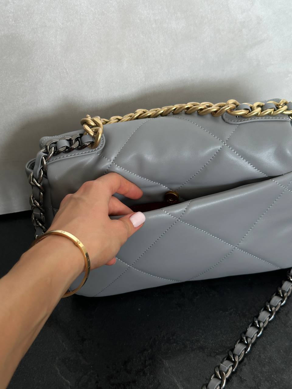 Chanel 19 Large Handbag Gray/Gold - 6