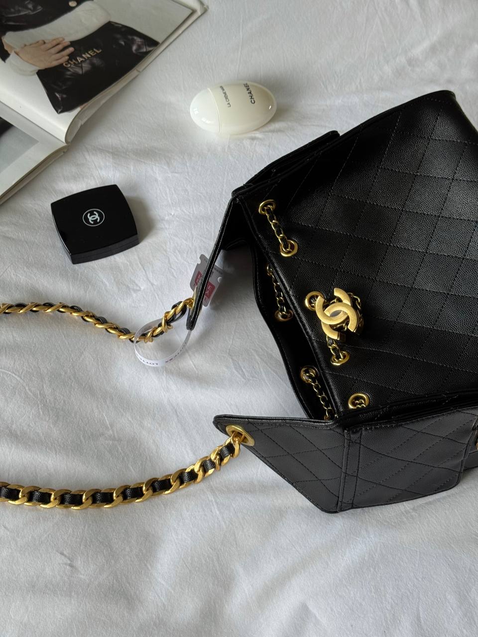 Chanel 25 Handbag in Black With Gold Hardware - 6
