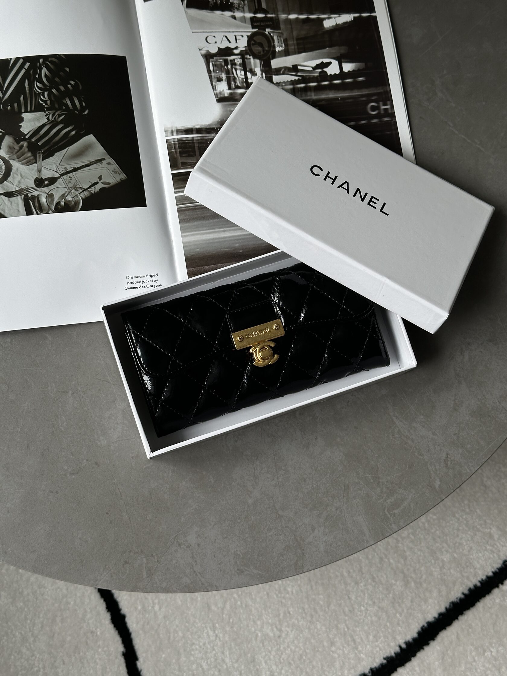 Chanel Black Patent Leather Wallet Black - 3