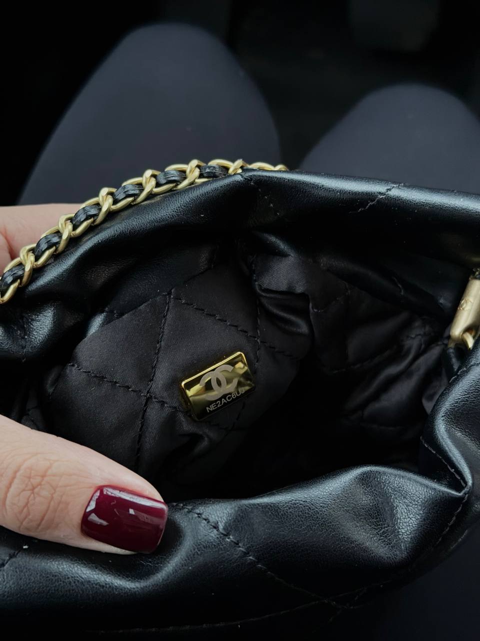 Chanel Black Quilted Calfskin Mini 22 Bag Gold Hardware - 6