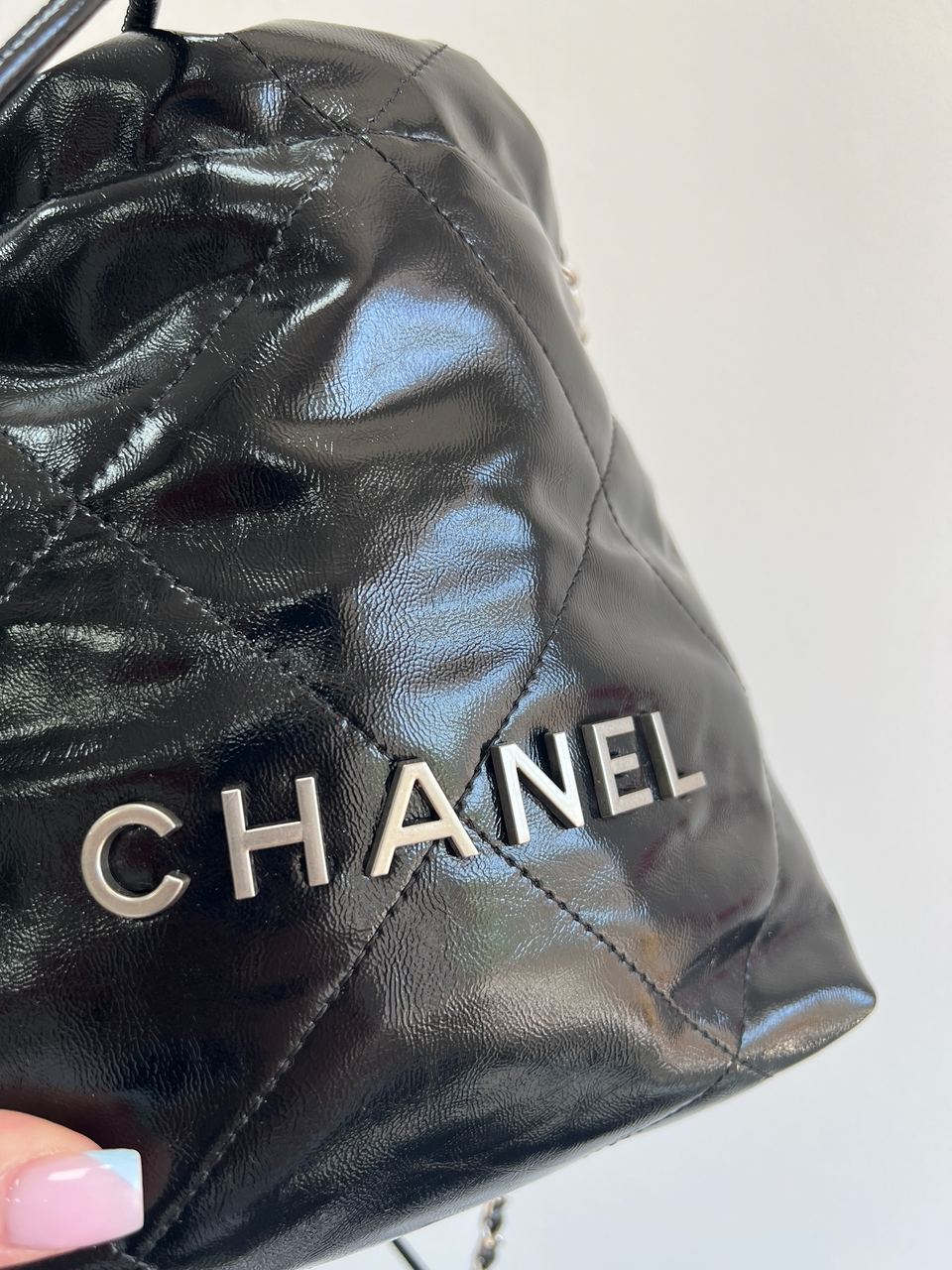 Chanel Black Quilted Calfskin Mini 22 Bag Silver Hardware - 2