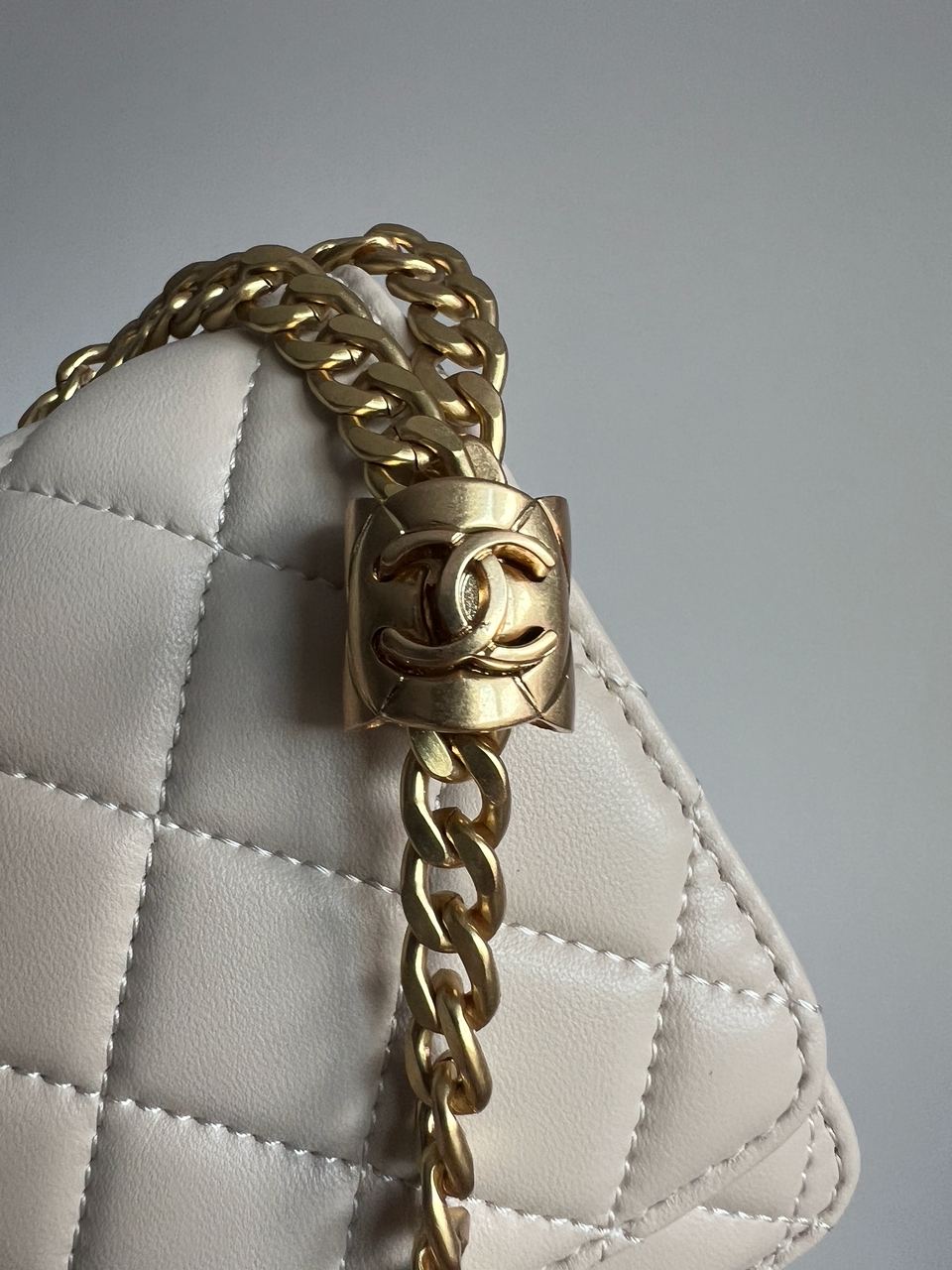 Chanel Calfskin Quilted Perfect Fit Wallet On Chain Beige/Gold - 4