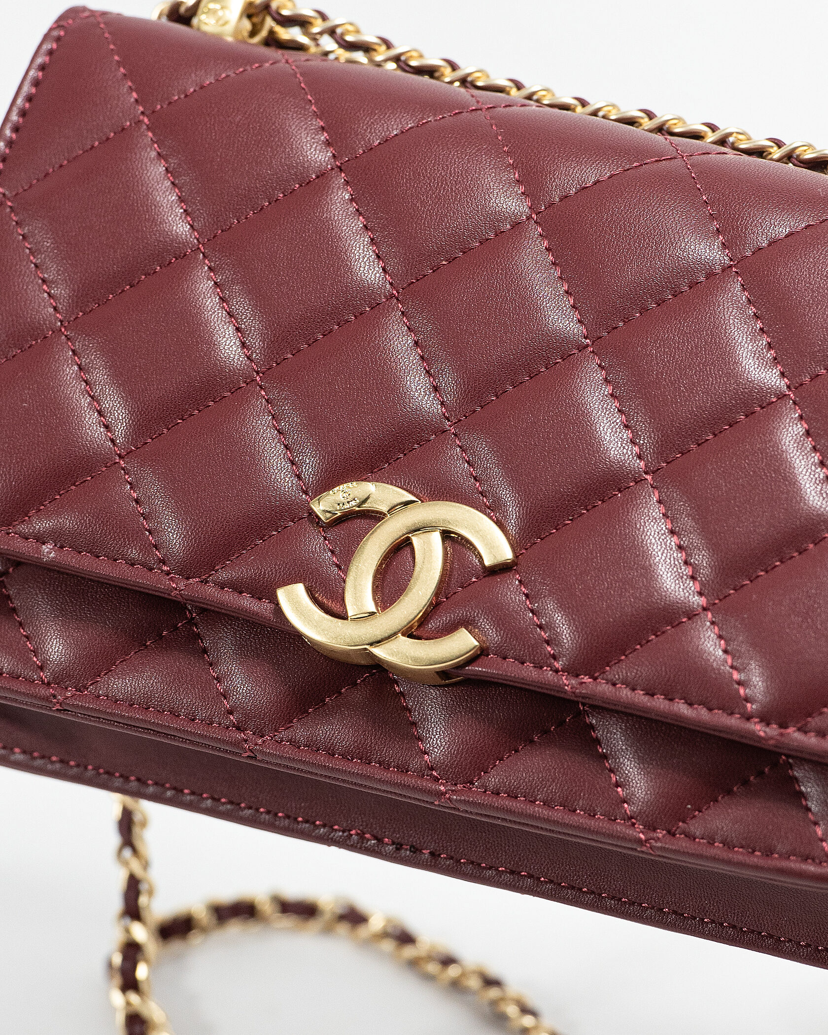 Chanel Calfskin Quilted Perfect Fit Wallet On Chain Burgundy/Gold - 10