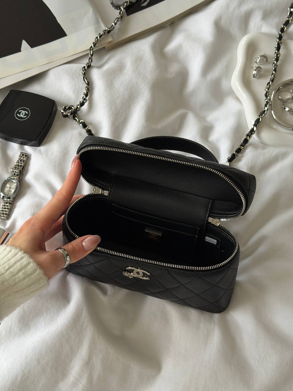 Chanel Caviar Quilted CC Top Handle Long Vanity - 9