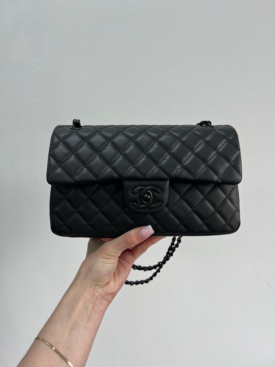 Chanel Classic 2.55 Medium Double Flap in Black - 2