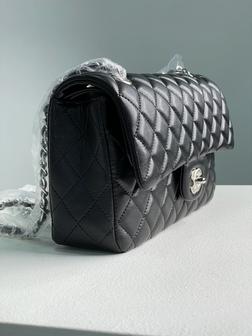 Chanel Classic 2.55 Medium Double Flap in Black - 9