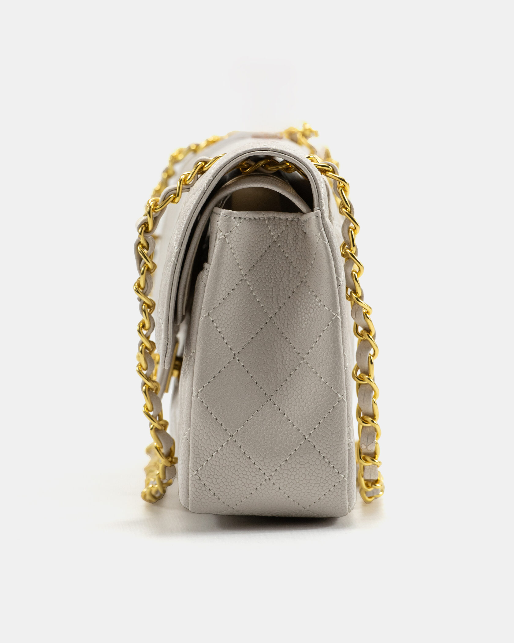 Chanel Classic 2.55 Medium Double Flap in White/Gold - 10